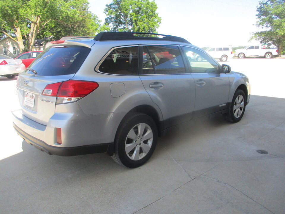 Used 2012 Subaru Outback 2.5i Premium w/ All-Weather Pkg AWD/4WD image 16