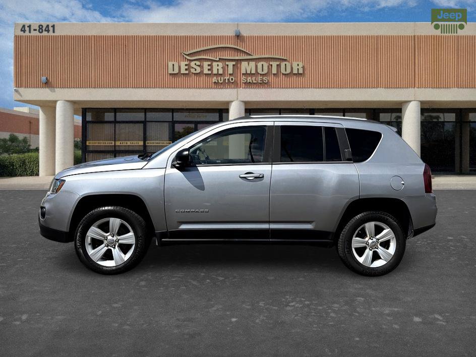 Used 2015 Jeep Compass Sport w/ Power Value Group FWD image 5