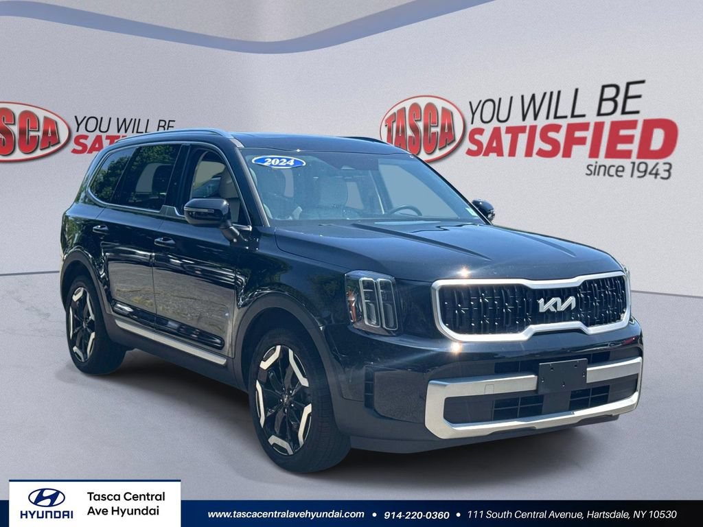 Used 2024 Kia Telluride EX w/ EX Captain's Chair Package