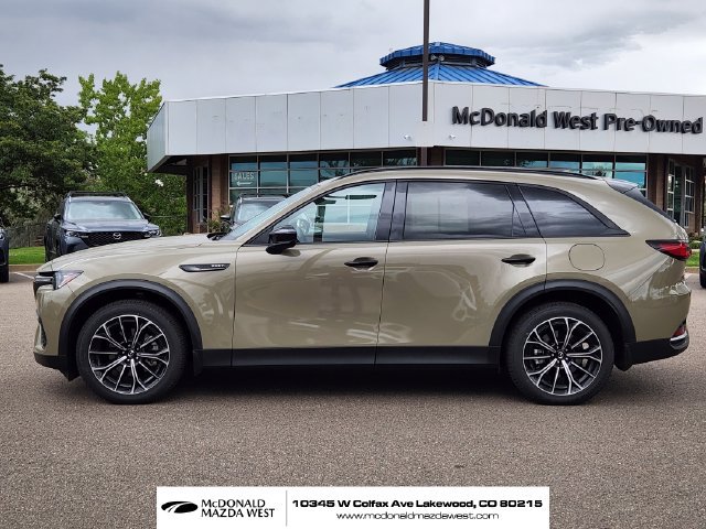 Certified 2025 MAZDA CX-70 Plug-In Hybrid w/ Premium Pkg AWD/4WD image 4