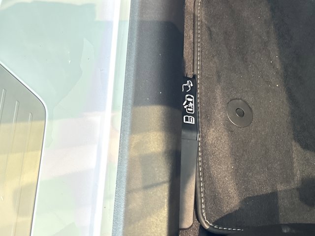 New 2026 Chevrolet Corvette Stingray Premium Cpe w/ Z51 Performance Package image 19