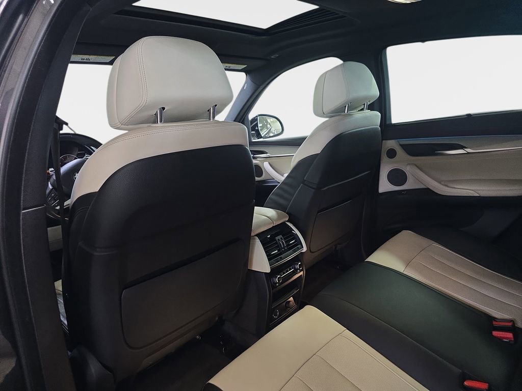 Used 2019 BMW X6 xDrive50i image 16
