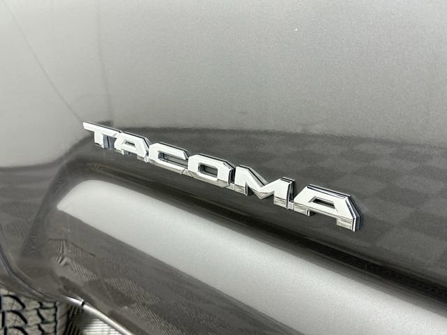 Certified 2022 Toyota Tacoma SR5 image 27