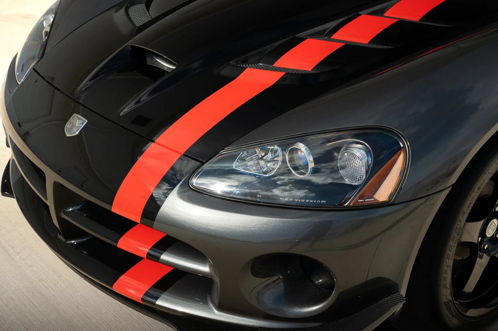 Used 2009 Dodge Viper ACR RWD image 77