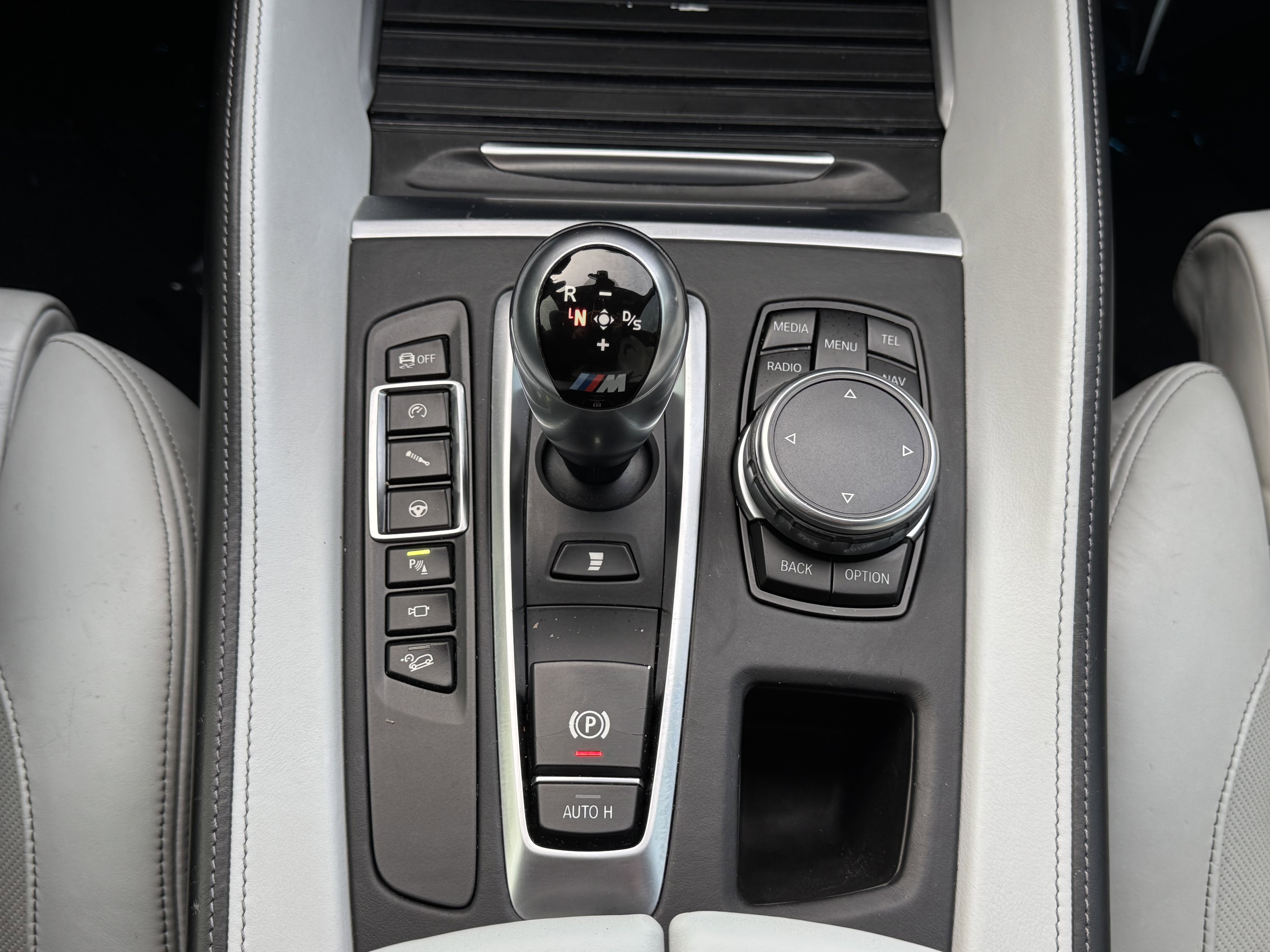 Used 2016 BMW X5 M image 34