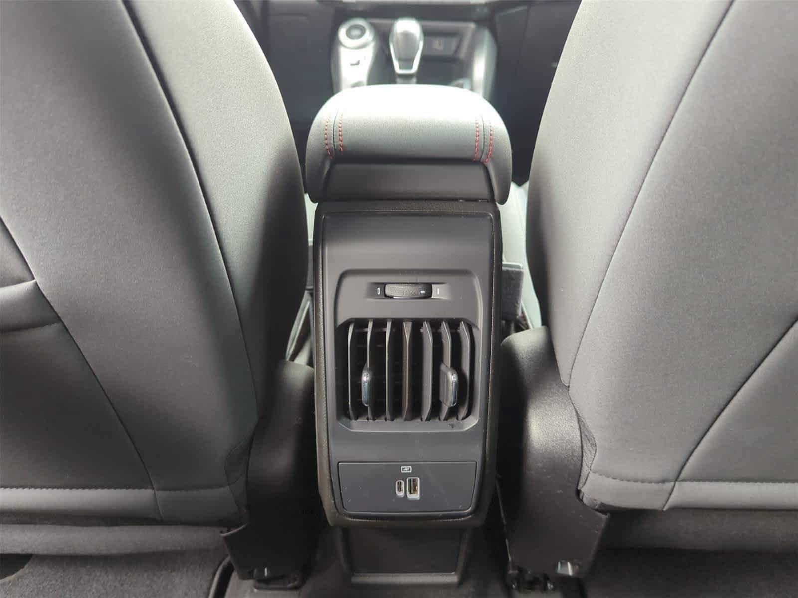 Used 2024 Dodge Hornet R/T w/ Tech Pack w/o Parking AWD/4WD image 27