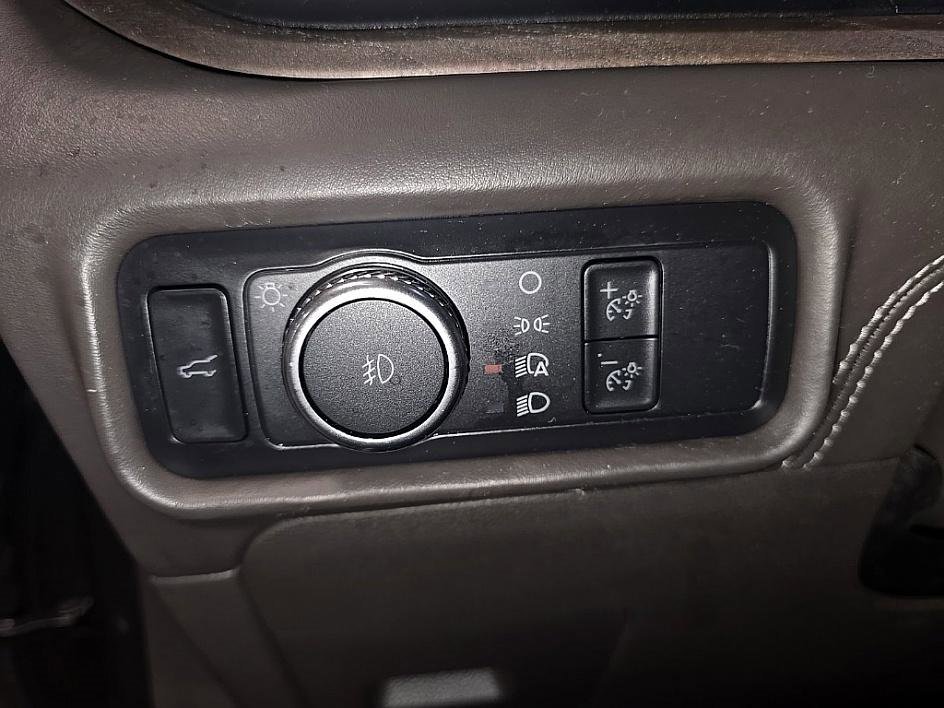 Used 2022 Ford Explorer Platinum w/ Equipment Group 601A image 12