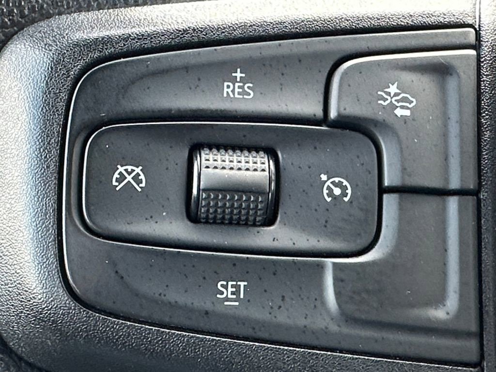 Used 2025 Chevrolet Silverado 1500 W/T RWD image 19