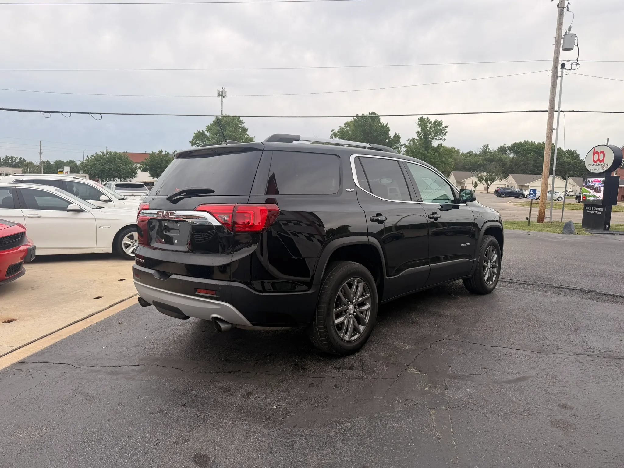 Used 2019 GMC Acadia SLT FWD image 7