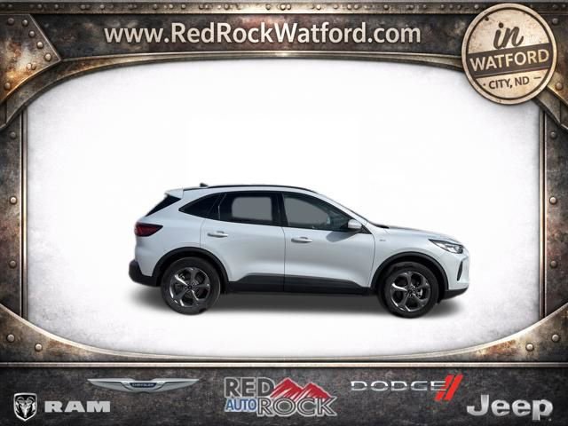 Used 2025 Ford Escape ST-Line Select image 1