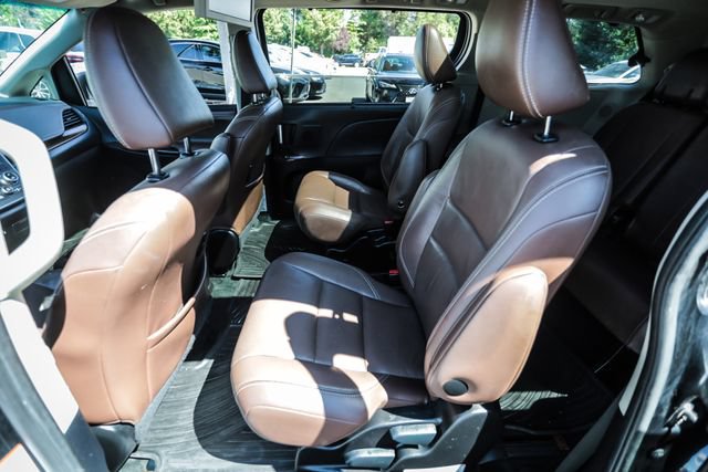Used 2016 Toyota Sienna Limited Premium AWD/4WD image 39