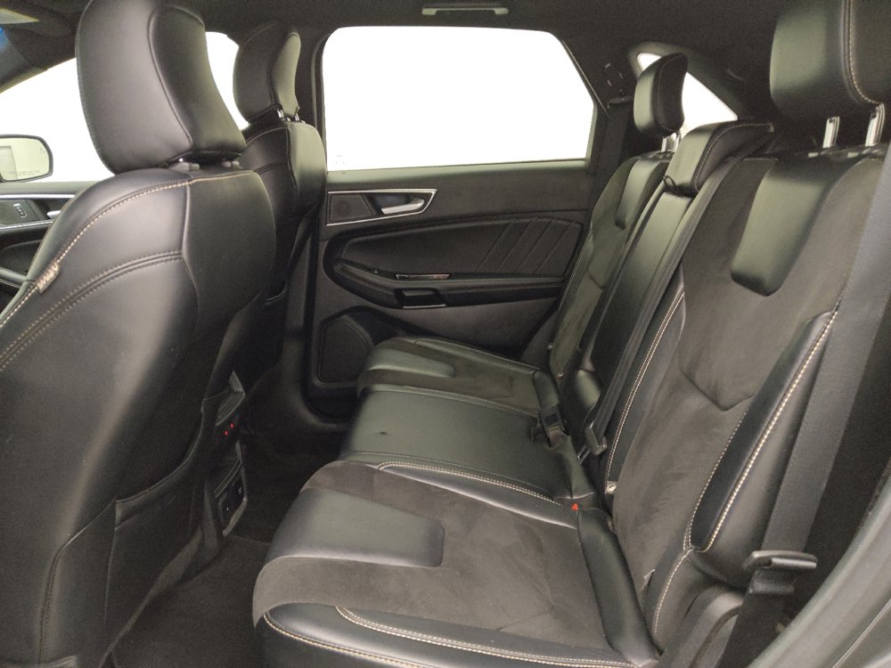 Used 2019 Ford Edge ST w/ Equipment Group 401A AWD/4WD image 18