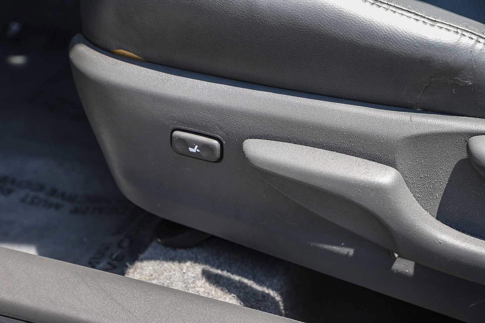 Used 2010 Toyota Prius Two FWD image 16