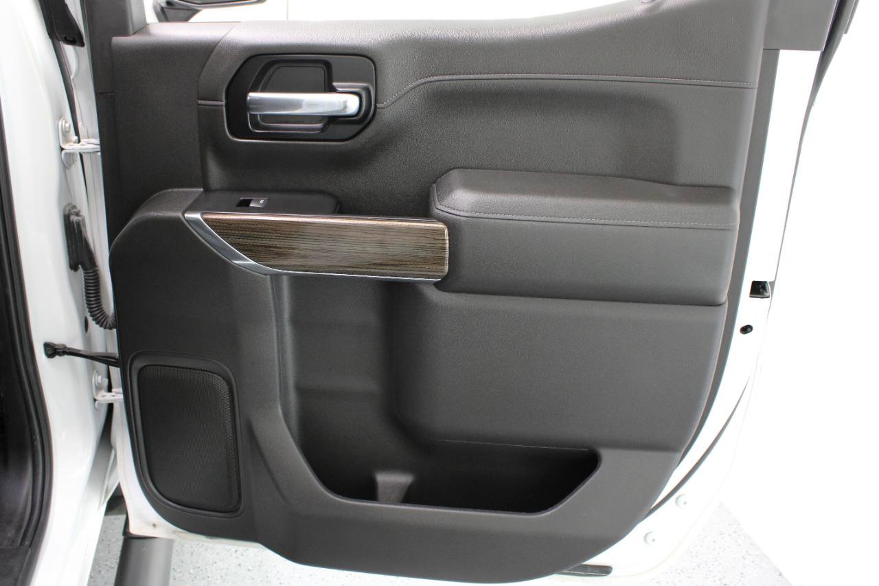 Used 2020 Chevrolet Silverado 1500 RST AWD/4WD image 46