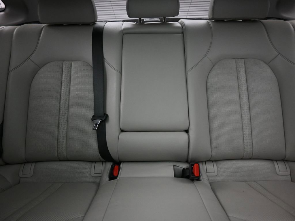 Used 2023 Hyundai Sonata Limited w/ Preferred Accessory Package FWD image 35