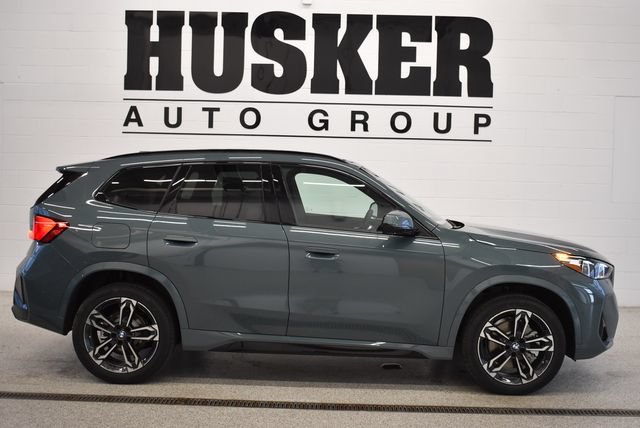 New 2026 BMW X1 xDrive28i w/ M Sport Package AWD/4WD image 2