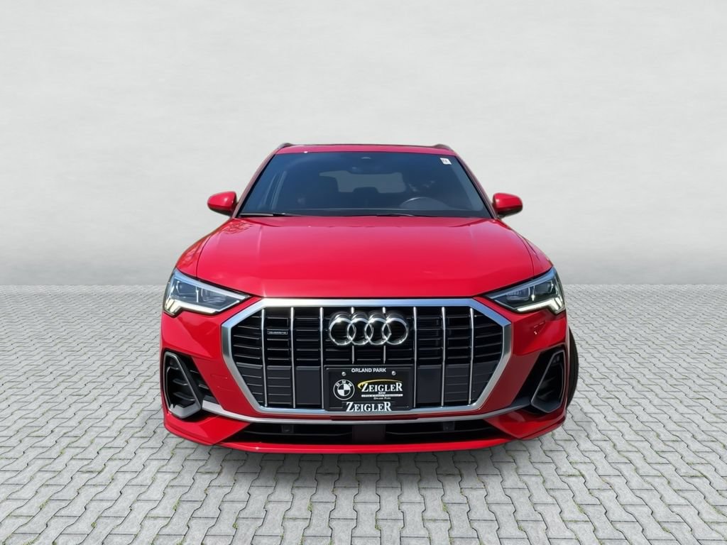 Used 2025 Audi Q3 2.0T Premium AWD/4WD image 3