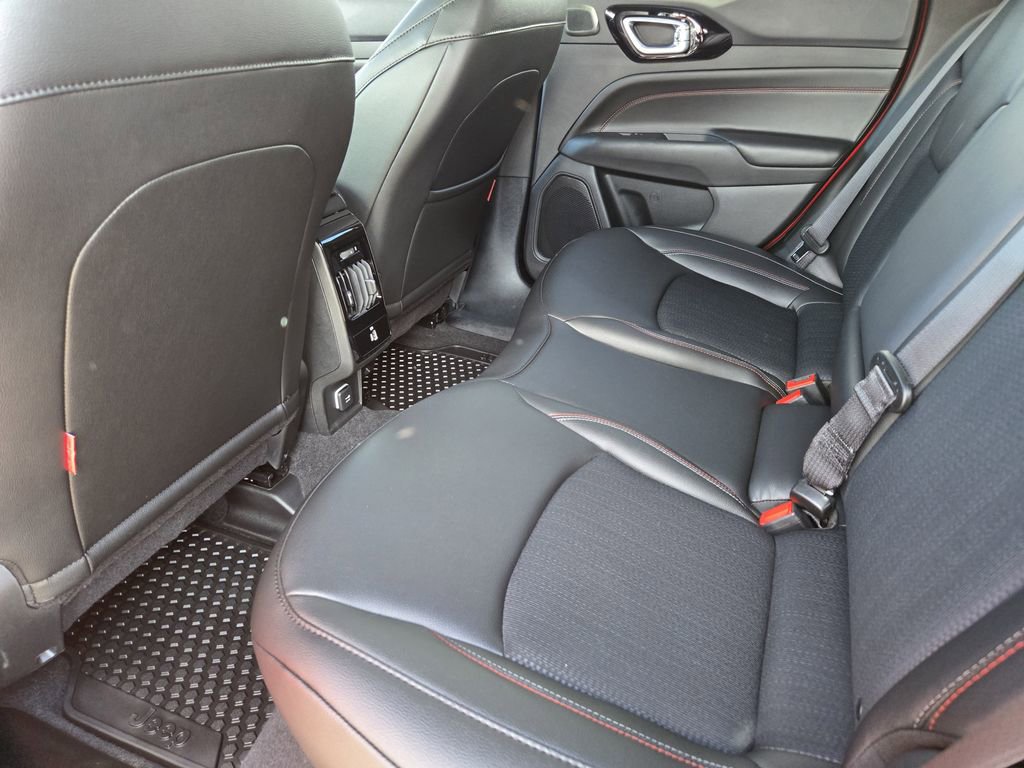 New 2026 Jeep Compass Trailhawk w/ Sun, Sound & Navigation Group image 16