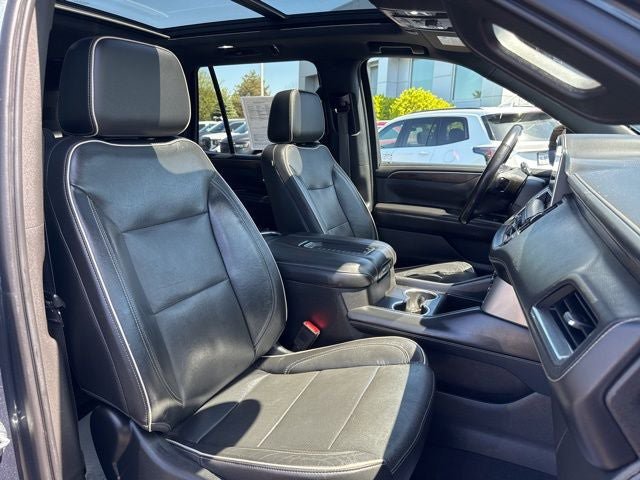 Used 2021 Chevrolet Tahoe Premier w/ Premium Package AWD/4WD image 30