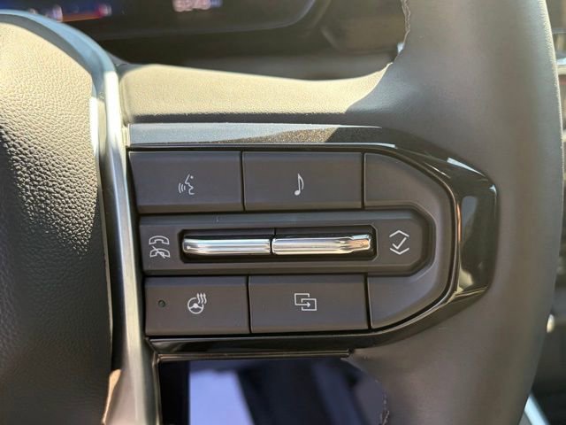Used 2025 Chevrolet Colorado ZR2 w/ Technology Package image 19