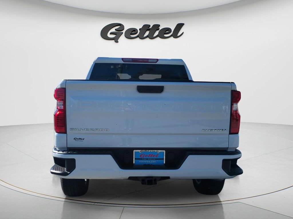 Used 2025 Chevrolet Silverado 1500 Custom image 5