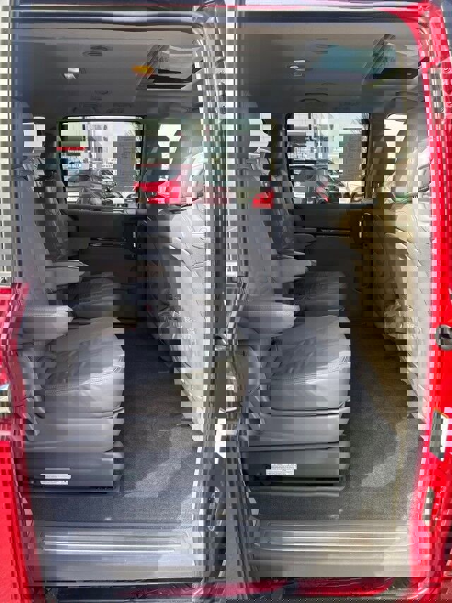 Used 2012 Kia Sedona EX w/ Luxury Pkg image 15