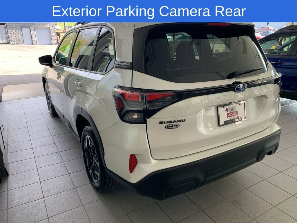 Certified 2025 Subaru Forester Premium AWD/4WD image 15