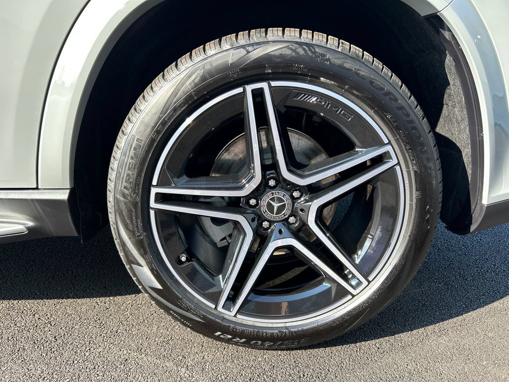 New 2026 Mercedes-Benz GLS 450 4MATIC image 38