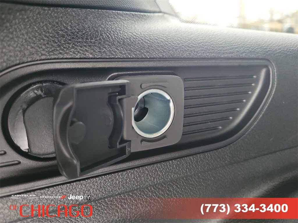 New 2025 Jeep Grand Cherokee Limited image 9