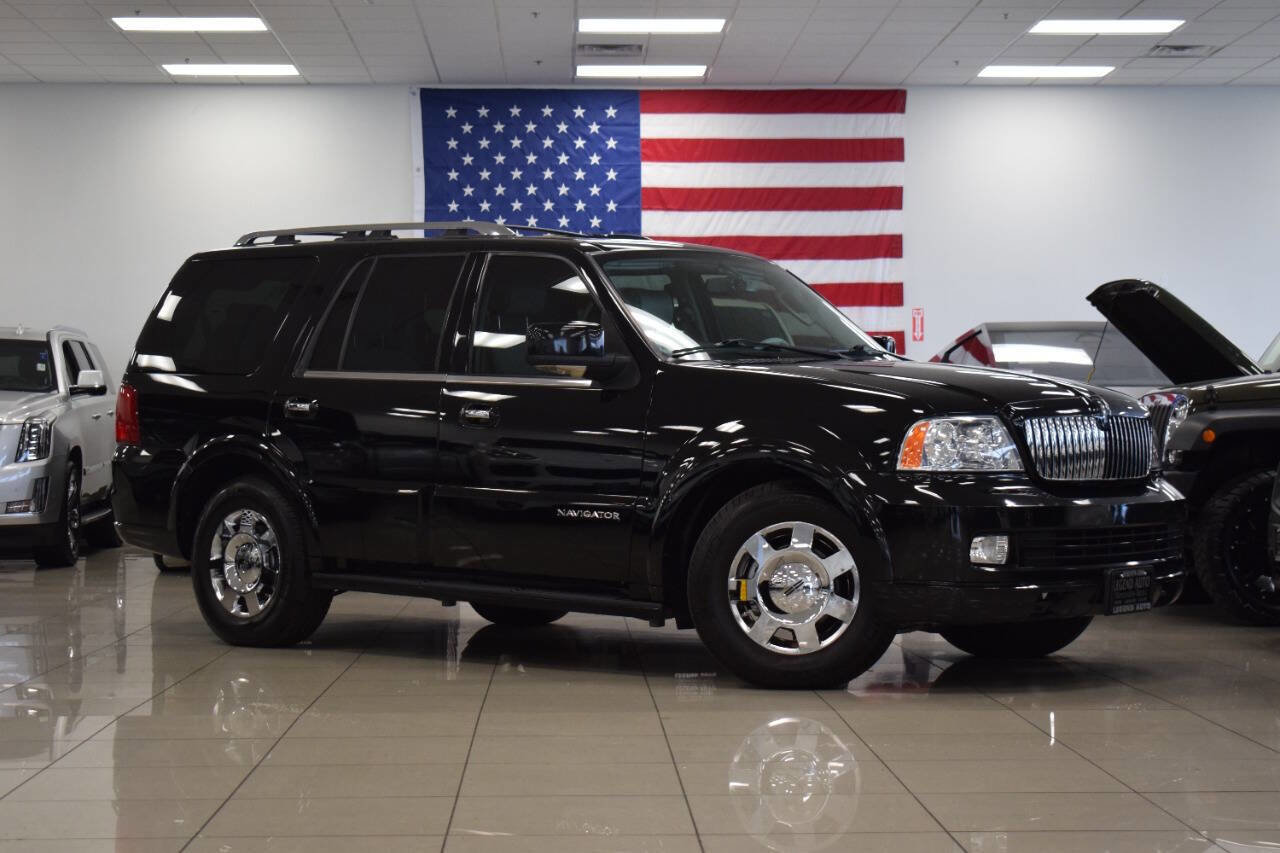 Used 2006 Lincoln Navigator Luxury image 1