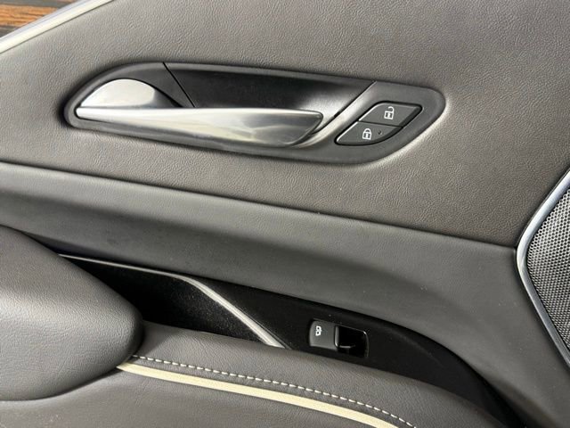 Used 2024 Cadillac Escalade ESV Premium Luxury w/ Performance Package image 22