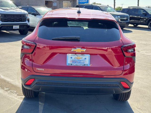 New 2026 Chevrolet Trax LS w/ Driver Confidence Package FWD image 4