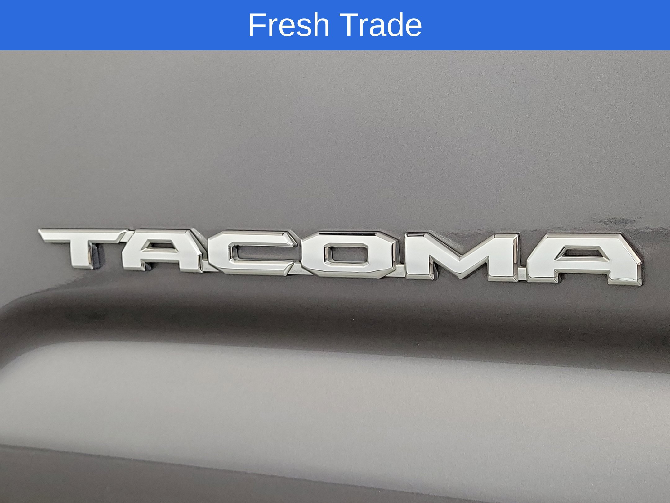Used 2022 Toyota Tacoma SR5 w/ SR5 Appearance Package (SM) RWD image 8