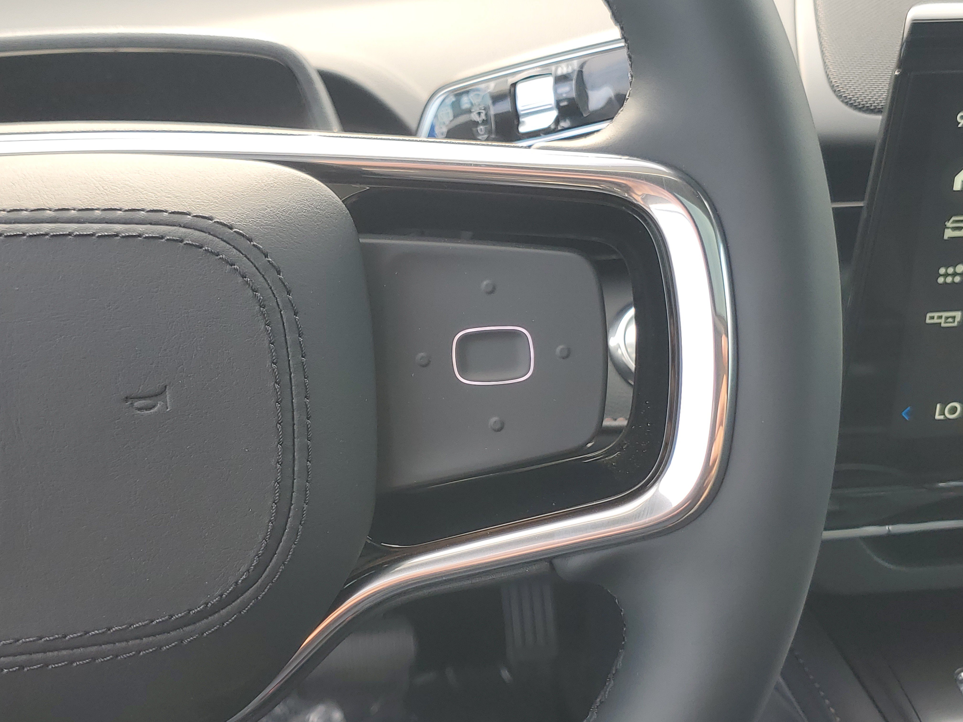 New 2026 Lincoln Nautilus Reserve AWD/4WD image 18
