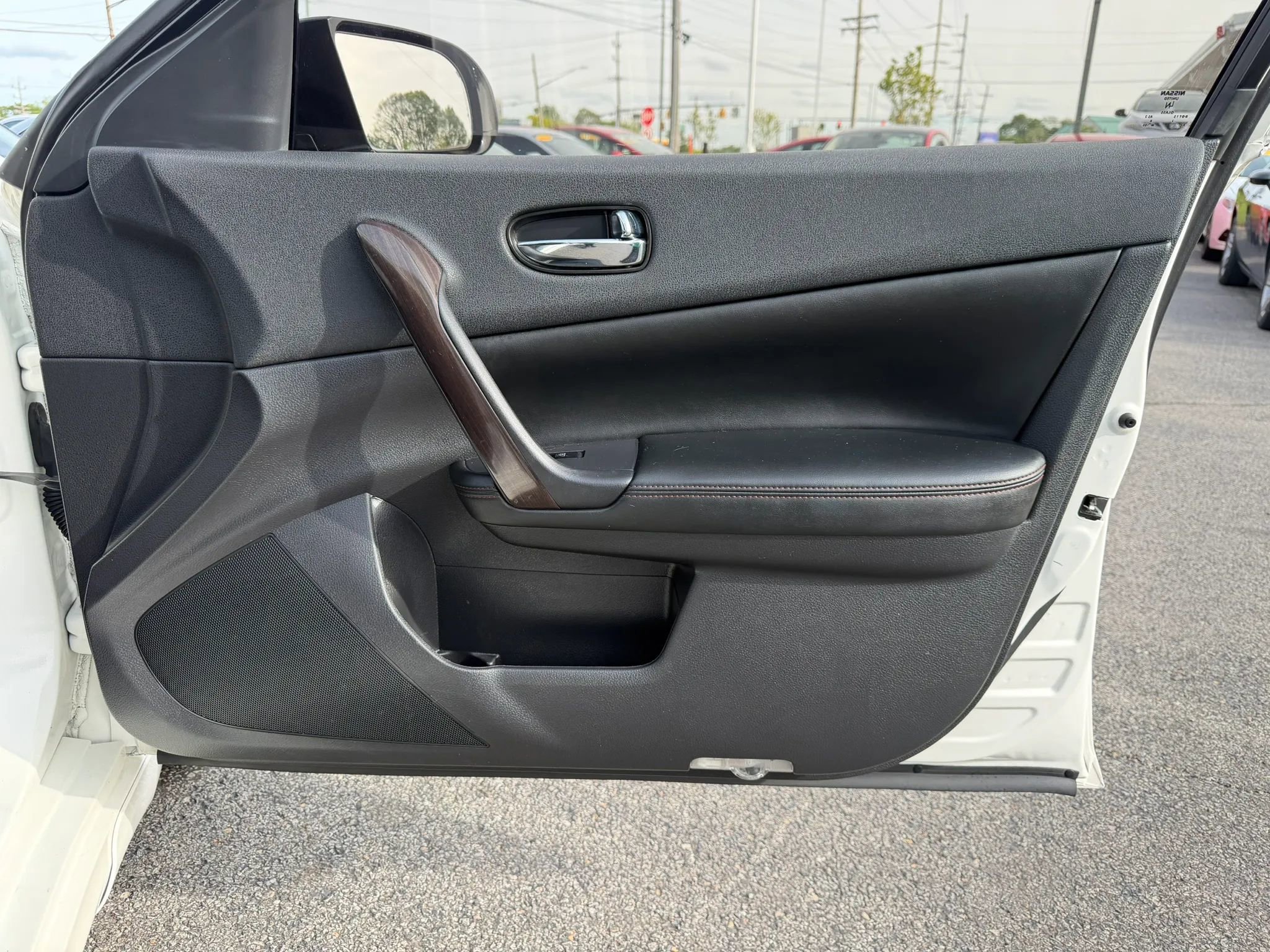 Used 2012 Nissan Maxima 3.5 SV w/ Premium Pkg FWD image 29