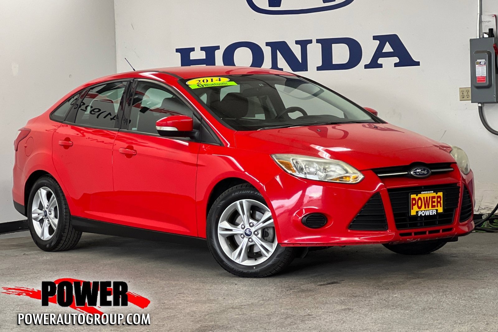 Used 2014 Ford Focus SE w/ SE Winter Package