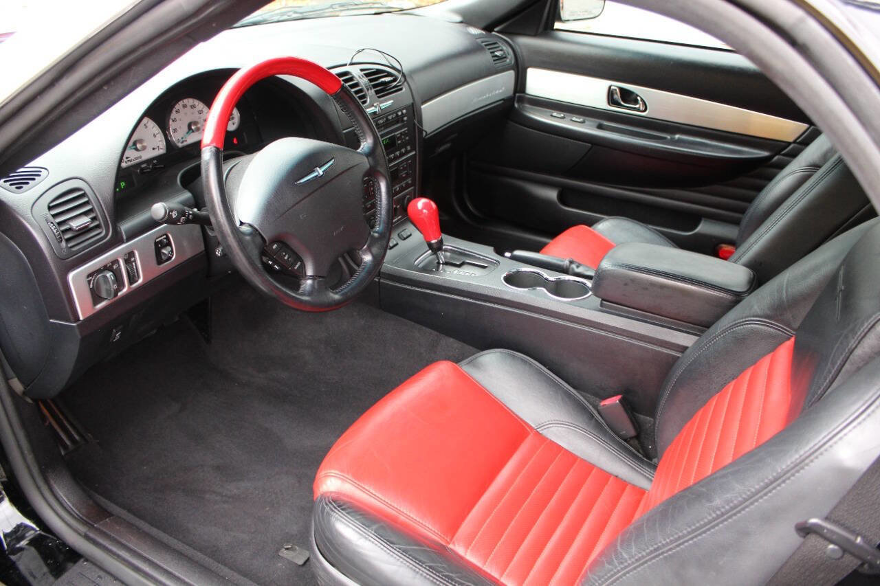 Used 2003 Ford Thunderbird image 38