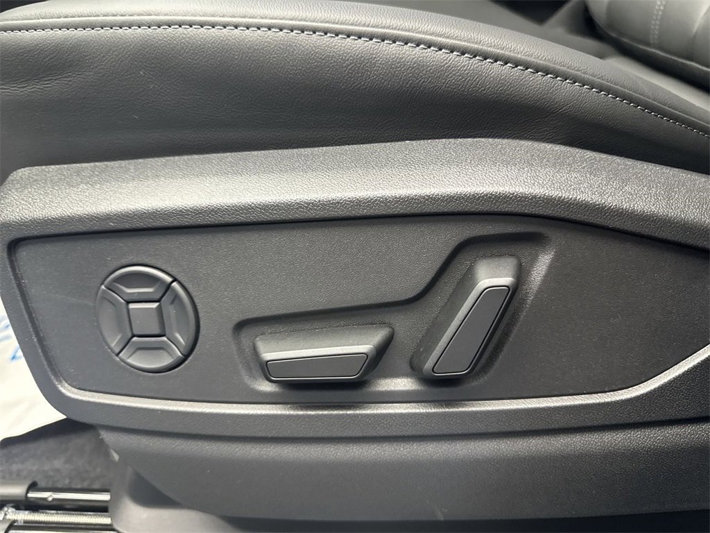 New 2025 Audi Q5 Premium Plus image 12