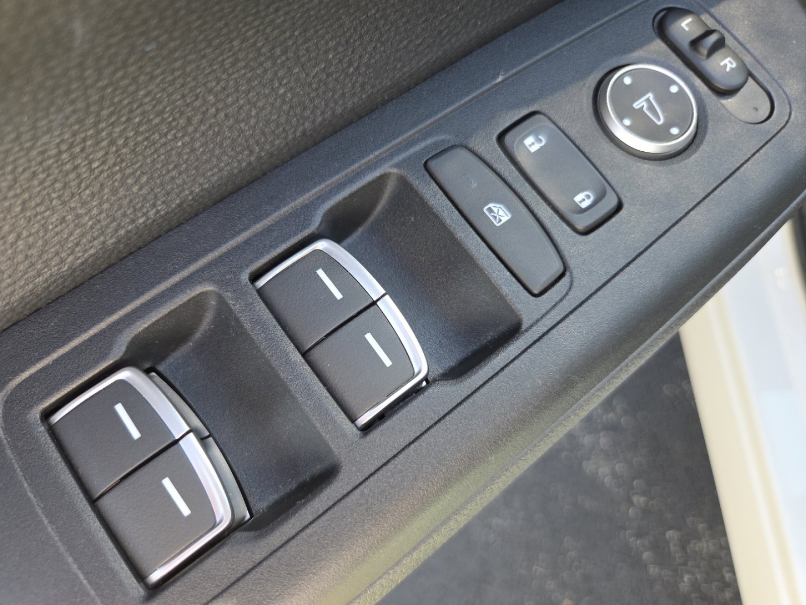 Certified 2023 Honda CR-V Sport Touring image 31