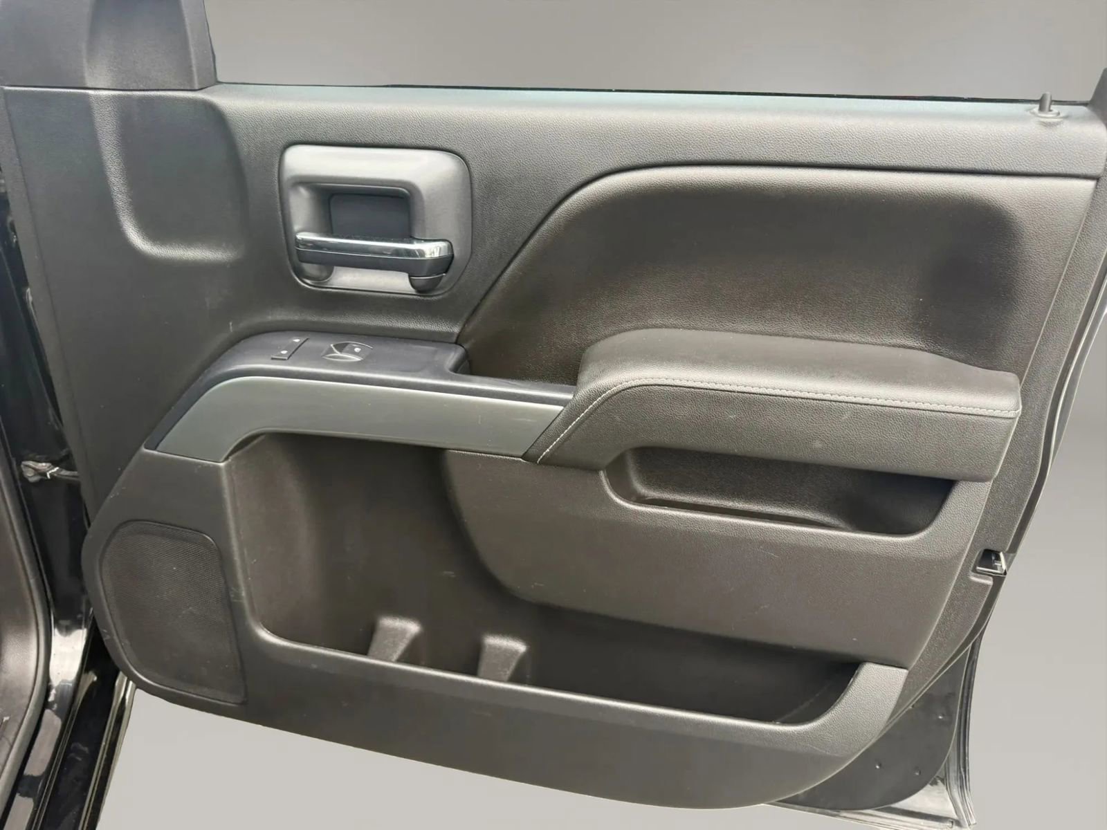 Used 2015 Chevrolet Silverado 1500 LT w/ All Star Edition AWD/4WD image 36
