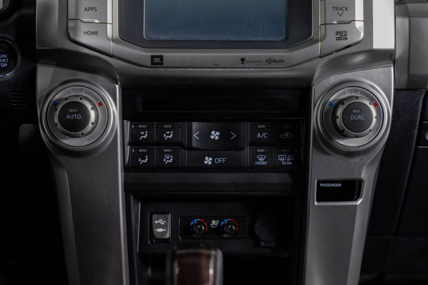 Used 2015 Toyota 4Runner Limited AWD/4WD image 37