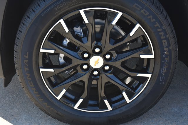 New 2026 Chevrolet Traverse LT w/ Sun and Wheel Package image 10