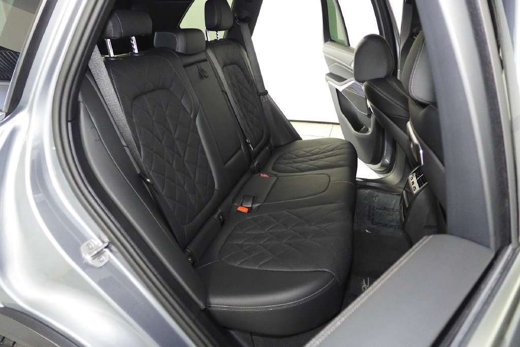 Certified 2024 BMW X5 sDrive40i w/ Parking Assistance Package RWD image 20