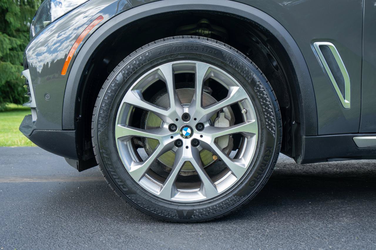 Used 2022 BMW X5 xDrive40i AWD/4WD image 9