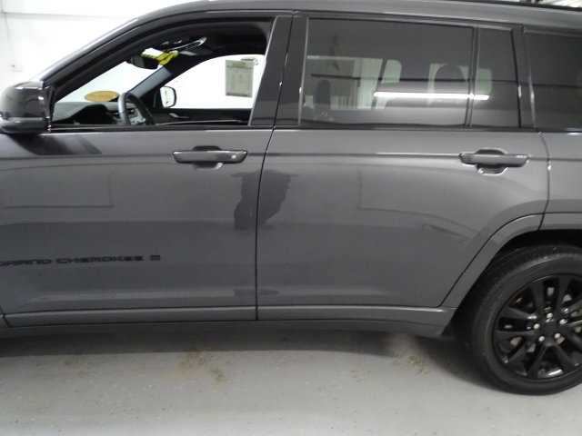 Certified 2024 Jeep Grand Cherokee L Overland w/ Trailer Tow Package AWD/4WD image 20