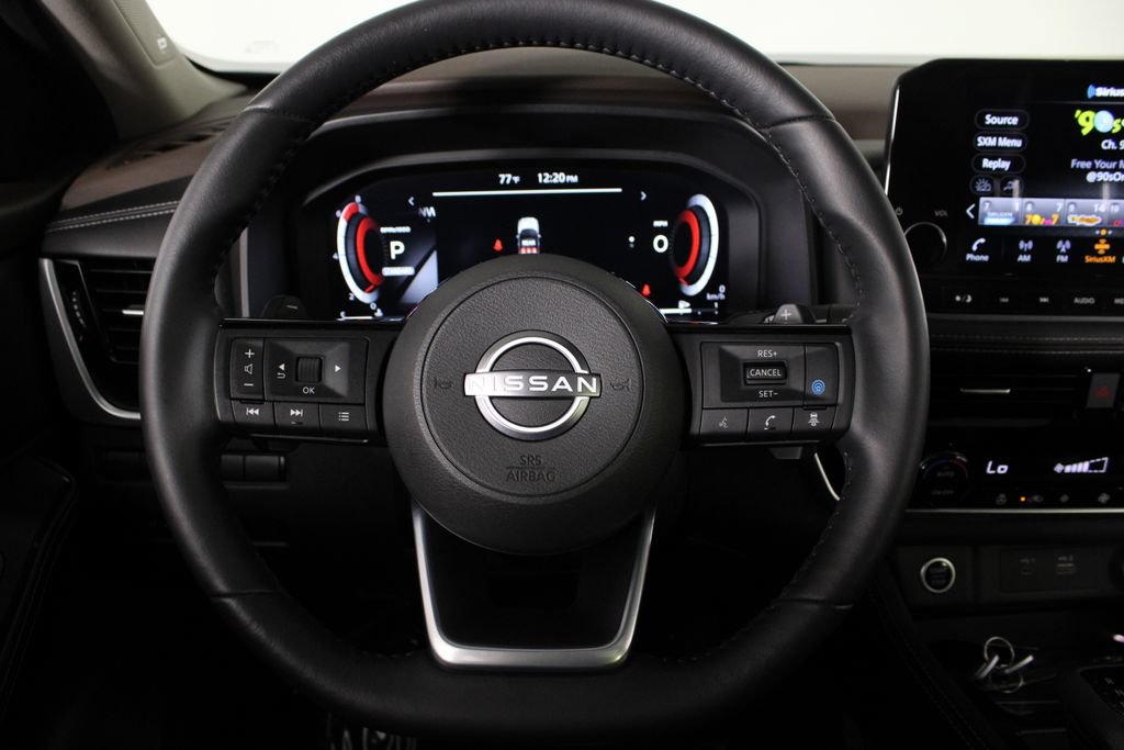Certified 2023 Nissan Rogue Platinum FWD image 28