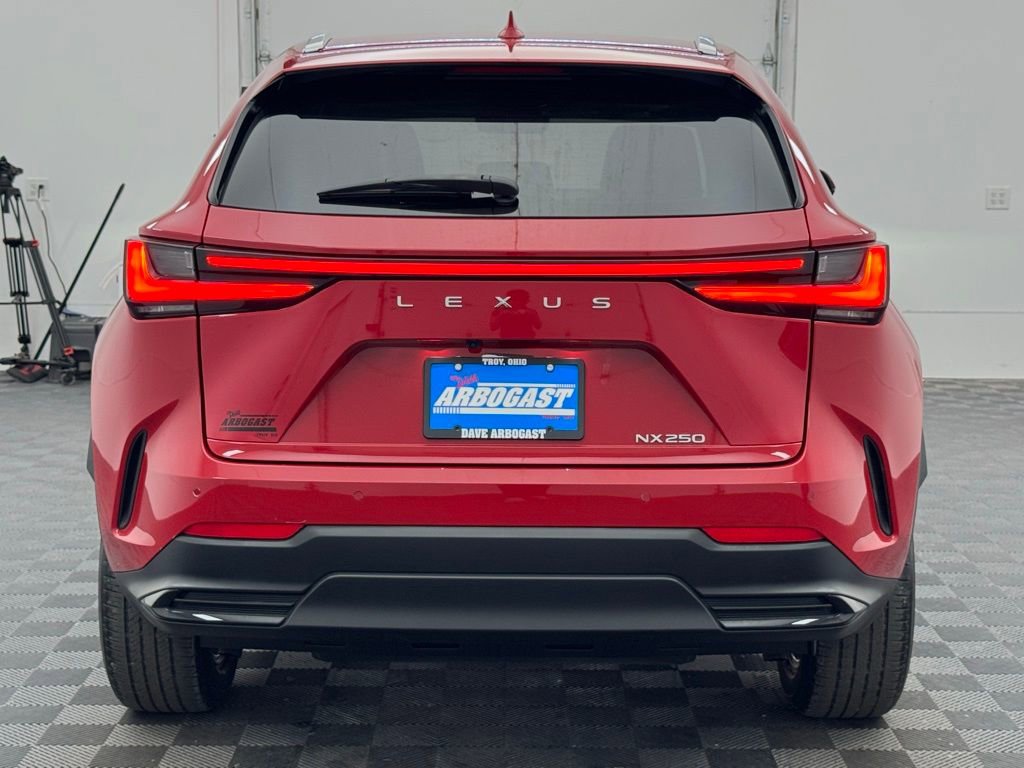 Used 2025 Lexus NX 250 FWD w/ Towing Package (2000 Lbs) image 9