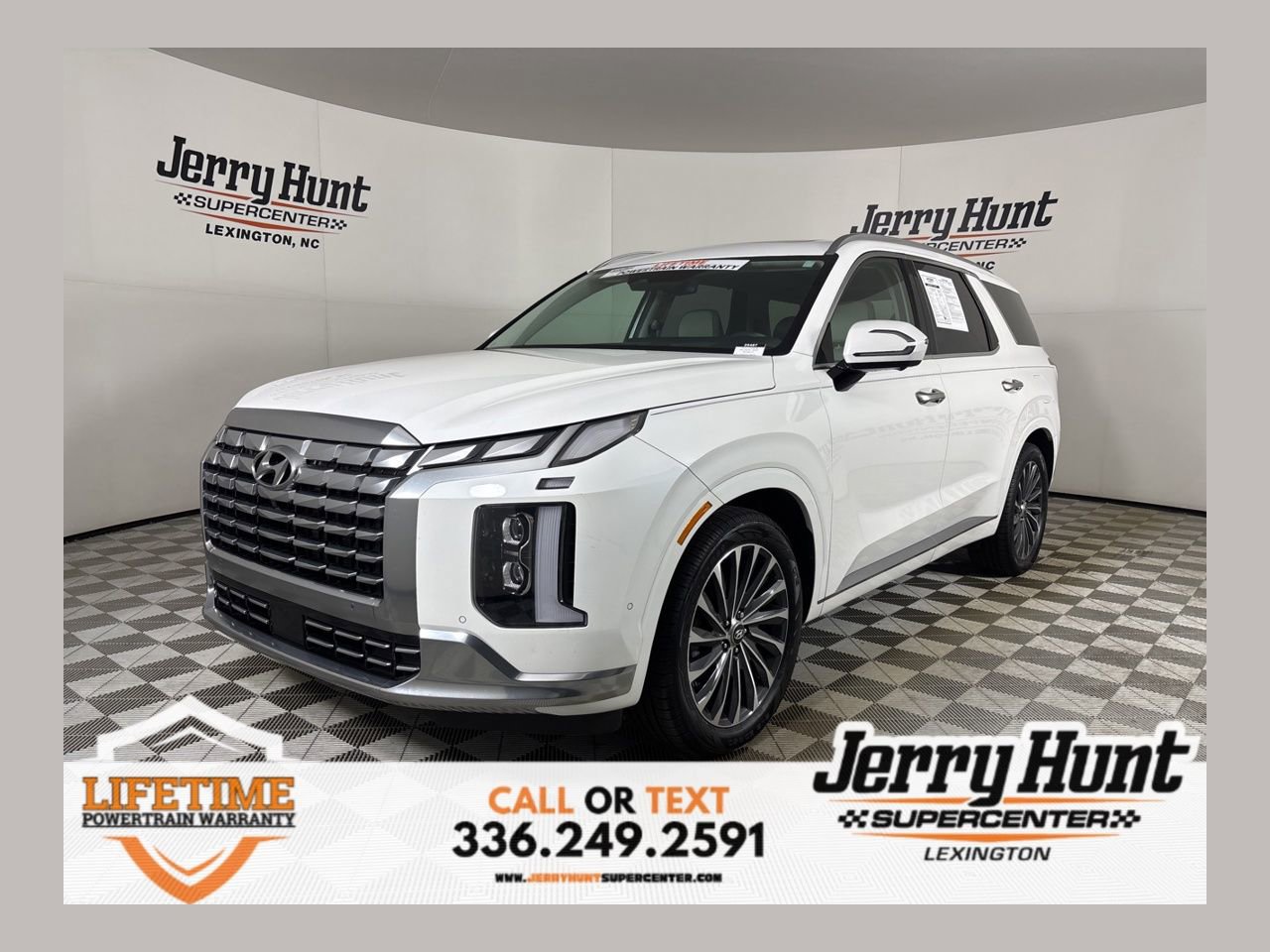 Used 2023 Hyundai Palisade Calligraphy w/ Cargo Package image 1
