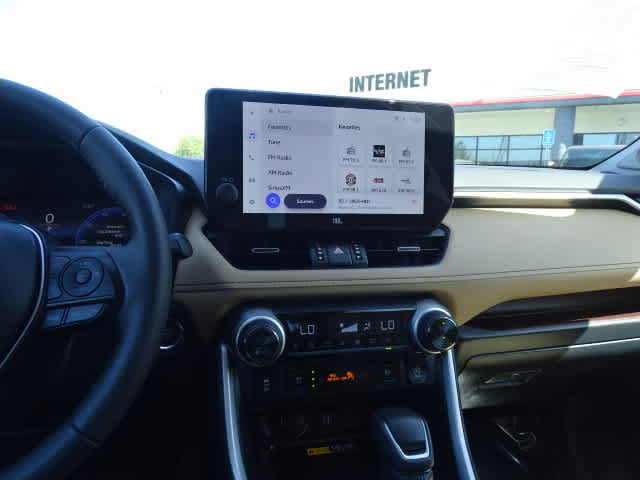 Used 2025 Toyota RAV4 Limited w/ Advanced Technology Package FWD image 26