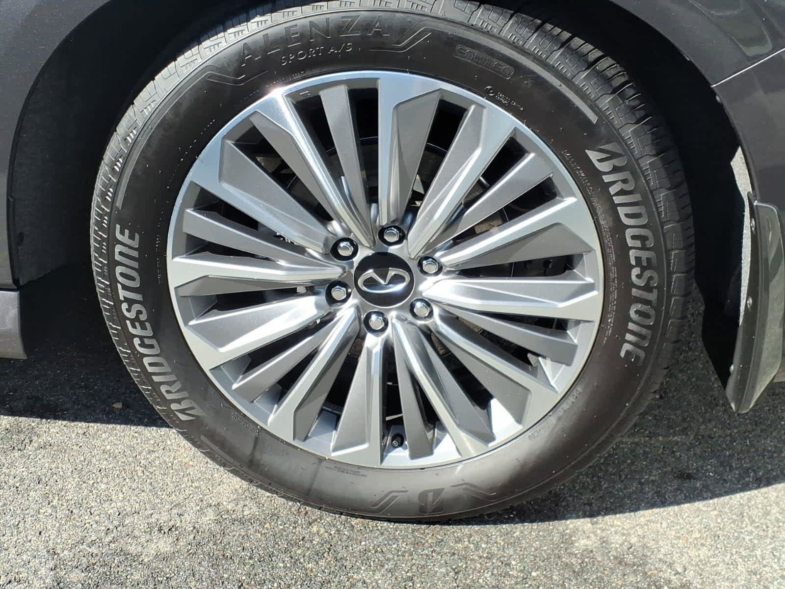 Certified 2026 INFINITI QX80 Luxe AWD/4WD image 9